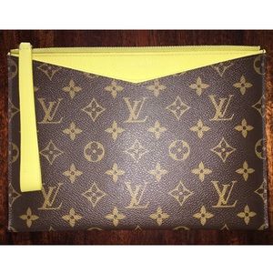 Louis Vuitton Monogram & Pistachio Leather Clutch
